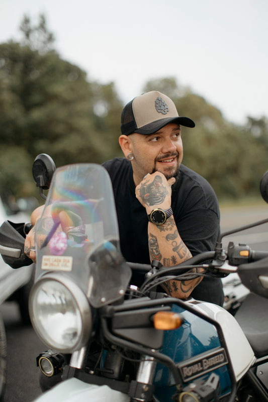 Boné Trucker para Motociclistas: Símbolo da Cultura Biker