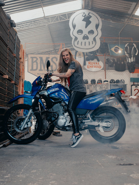 Por Que o Rock é a Trilha Sonora das Viagens de Moto?