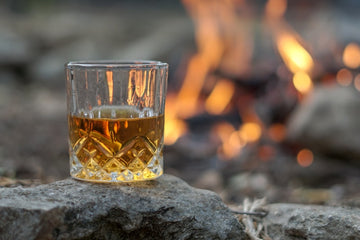 Bourbon: O Guia Completo do Whisky Americano que Conquistou o Brasil